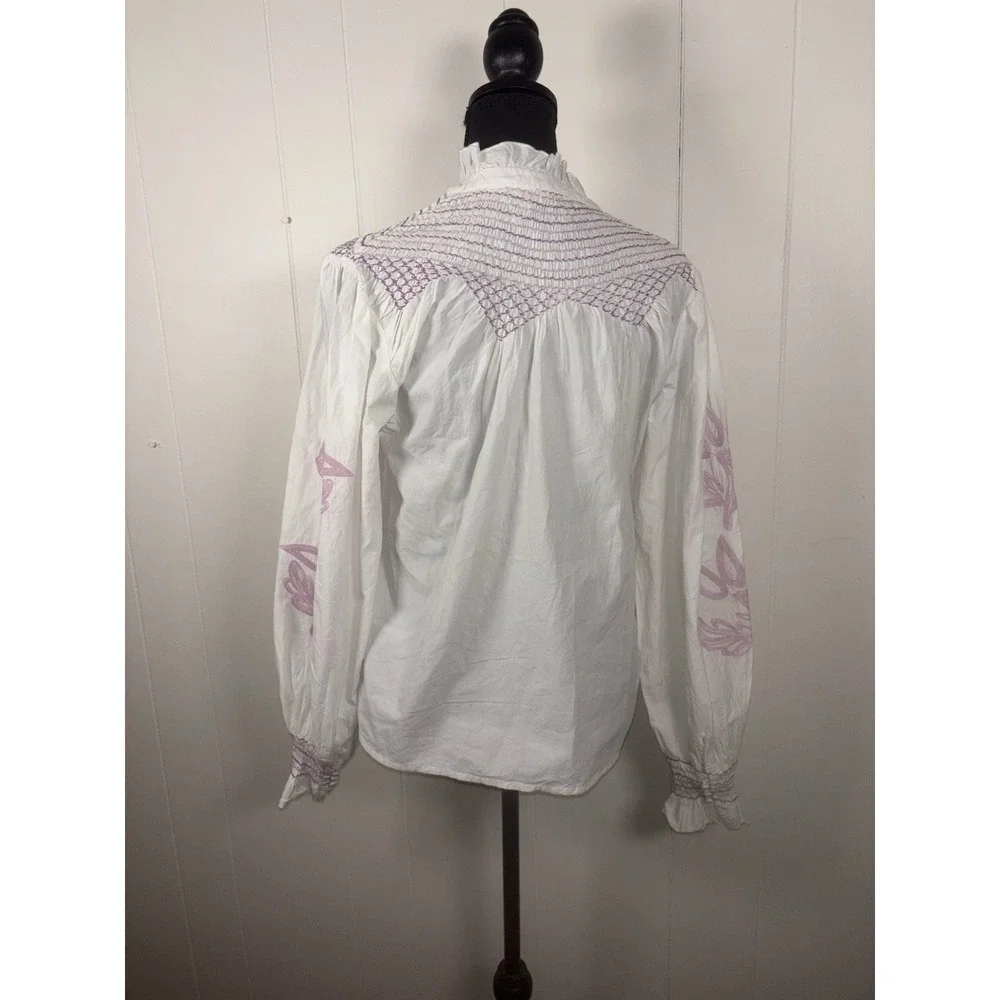 veroalfie‎ embroidered ruggle smocked blouse white Puff Sleeve Anthropologie 2